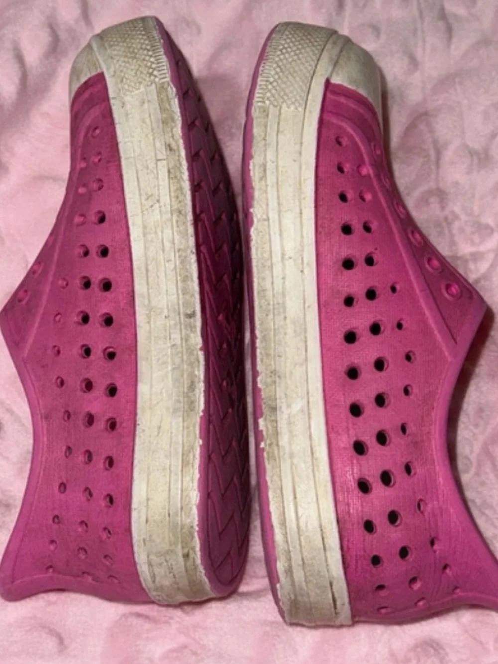 Kids Slip-On Water-Friendly Shoes in Pink